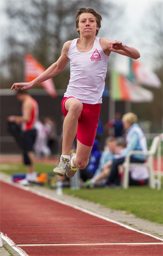 Bram in actie tijdens de junioren-B competitie van 14 april 2013 te Woerden