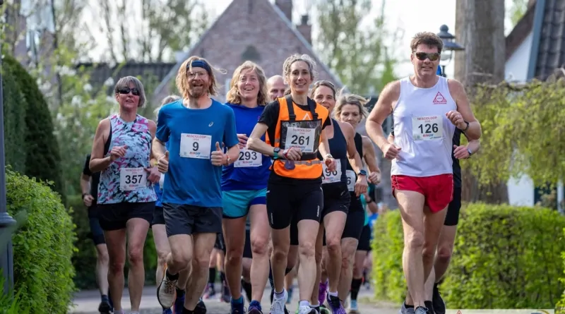 Lopers op de Ouddiemerlaan