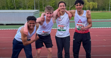 Nieuw clubrecord voor U20-estafetteploeg <h4>Felicitatie van oude recordhouders</h4>